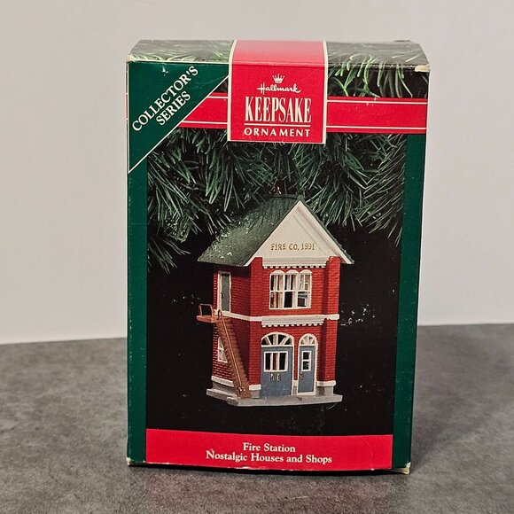 1991 Hallmark Ornament Fire Station #8 Nostalgic Houses And Shops Series NO BOX - Picture 13 of 14